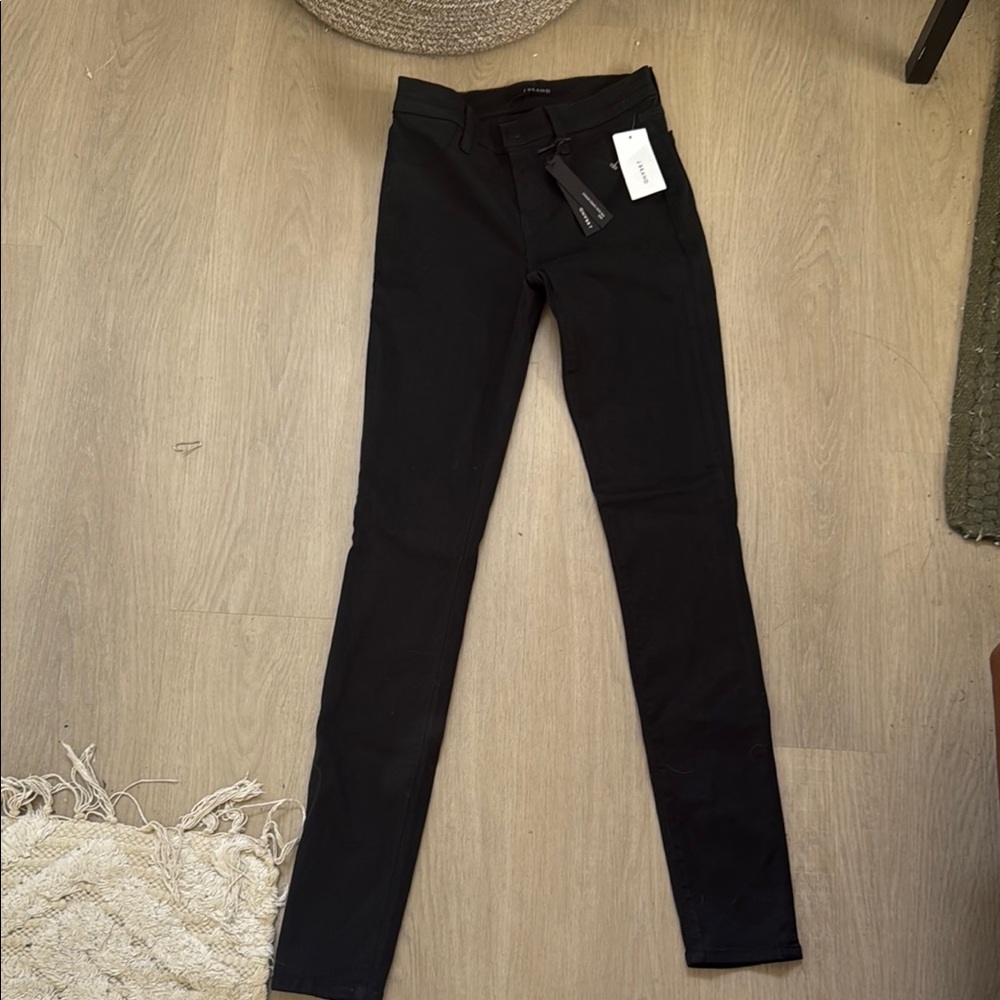J Brand Black Skinny Jeans Sleek Fit